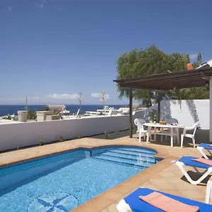 2 Bedroom 'the Bungalow' With Private Heated Pool. , Puerto del Carmen (Lanzarote) Spain